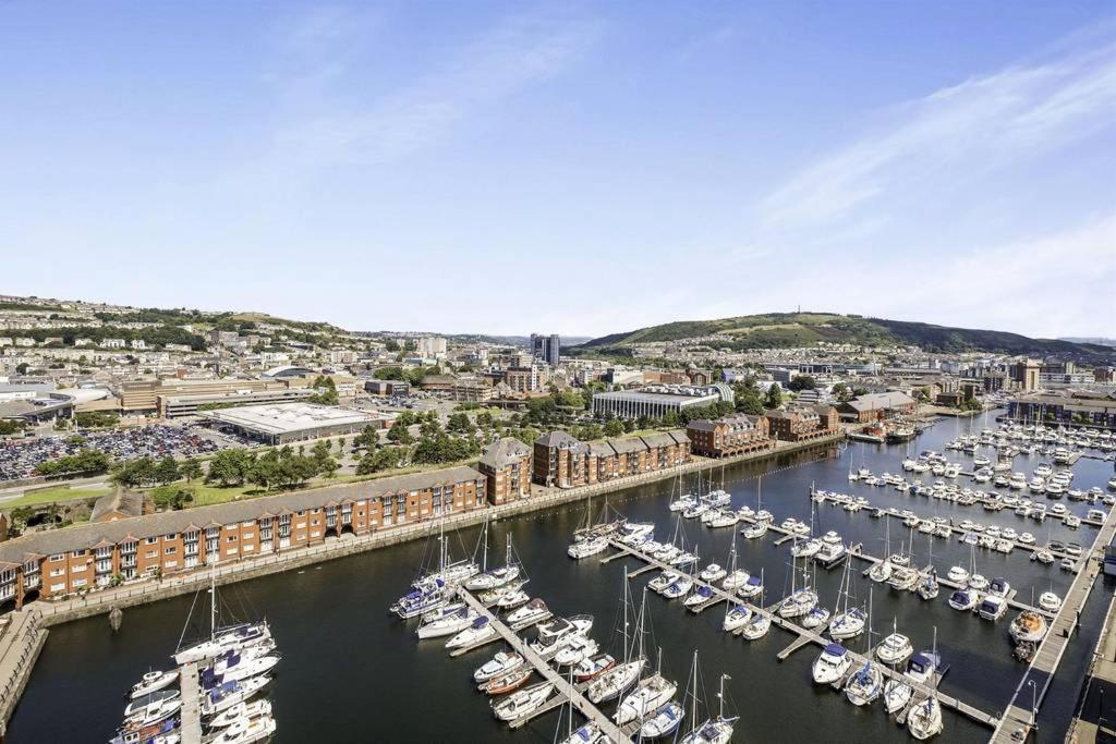 Beach On The Doorstep Meridian Tower Marina Swansea Διαμέρισμα Εξωτερικό φωτογραφία