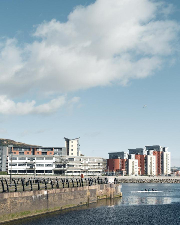 Beach On The Doorstep Meridian Tower Marina Swansea Διαμέρισμα Εξωτερικό φωτογραφία
